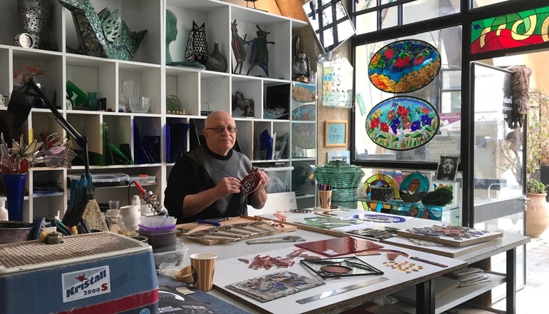 Join Artist's Workshops at the Jerusalem House of Quality