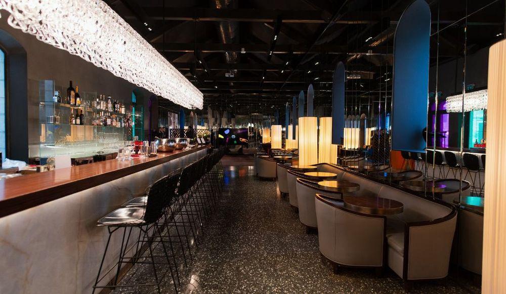 מסיבת סילבסטר במירור בר