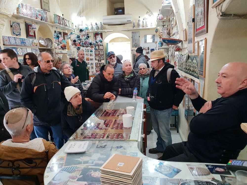 סיור בעקבות הארמנים בירושלים ונתיב האריחים הכחולים