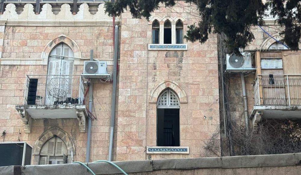 קסם ליד התחנה: סיור בשכונת רוממה