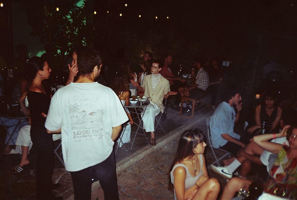 בר יין | הנגיד 12 | מונא