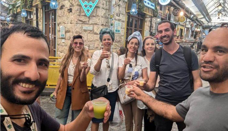 טעמים של השוק: סיור קולינרי בשוק מחנה יהודה ובנחלאות בימי שישי בבוקר