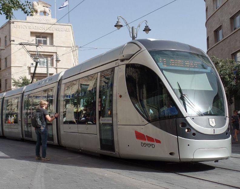 Your Guide to Public Transportation in Jerusalem