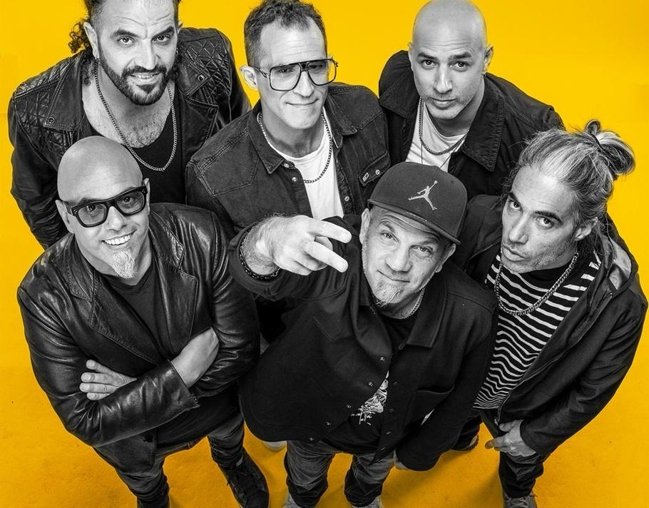 צילום של לזוז - 30 שנה לדג נחש במוזיאון הסובלנות ירושלים