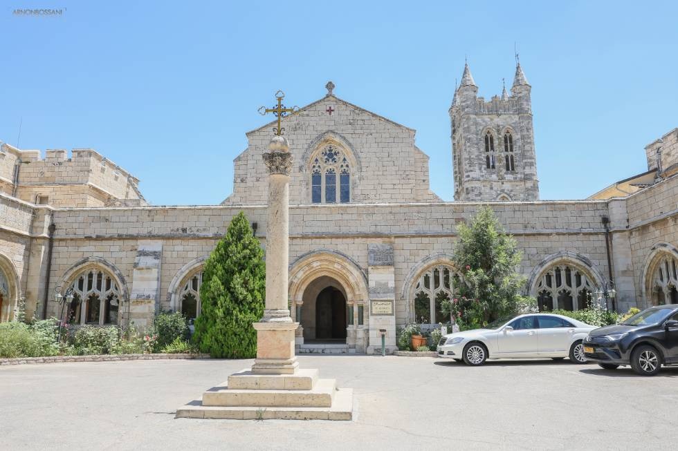 צילום של קתדרלת סנט ג'ורג'