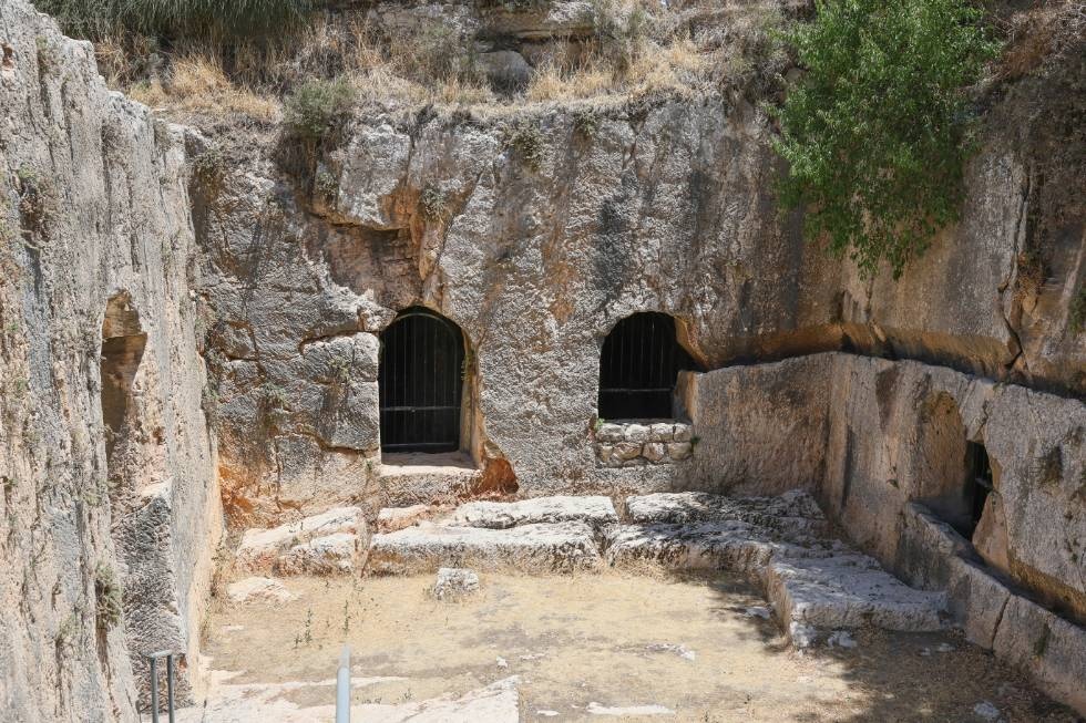 צילום של קברי המלכים