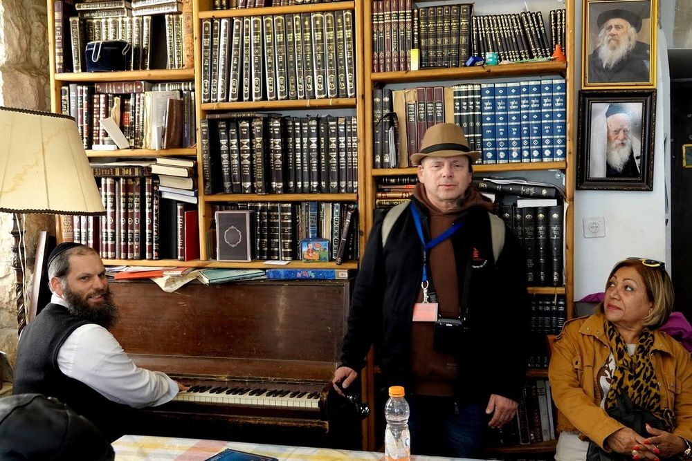 צילום של מלחמת שאגת הארי - בעקבות יהודי איראן, יהודי תימן ויהודי סוריה הגדולה