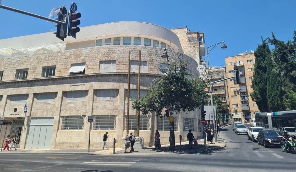 צילום של בין בצלאל לשץ