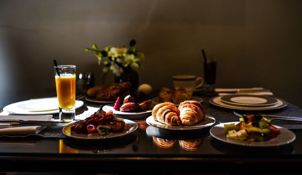 צילום של ארוחת בוקר במסעדת הפאלאס במלון וולדורף אסטוריה