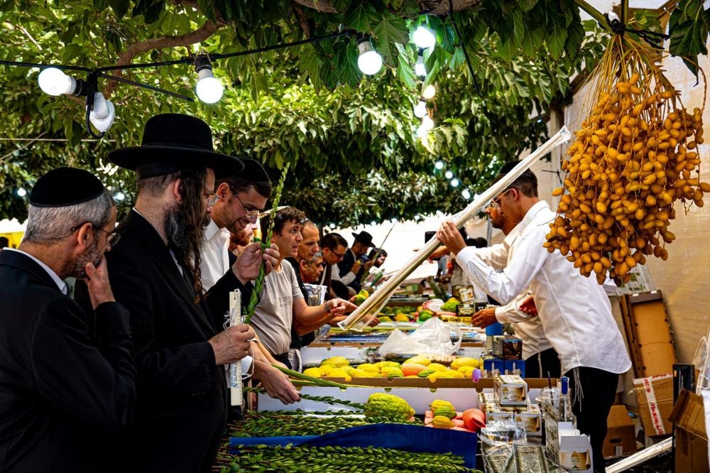 צילום של שוק ארבעת המינים