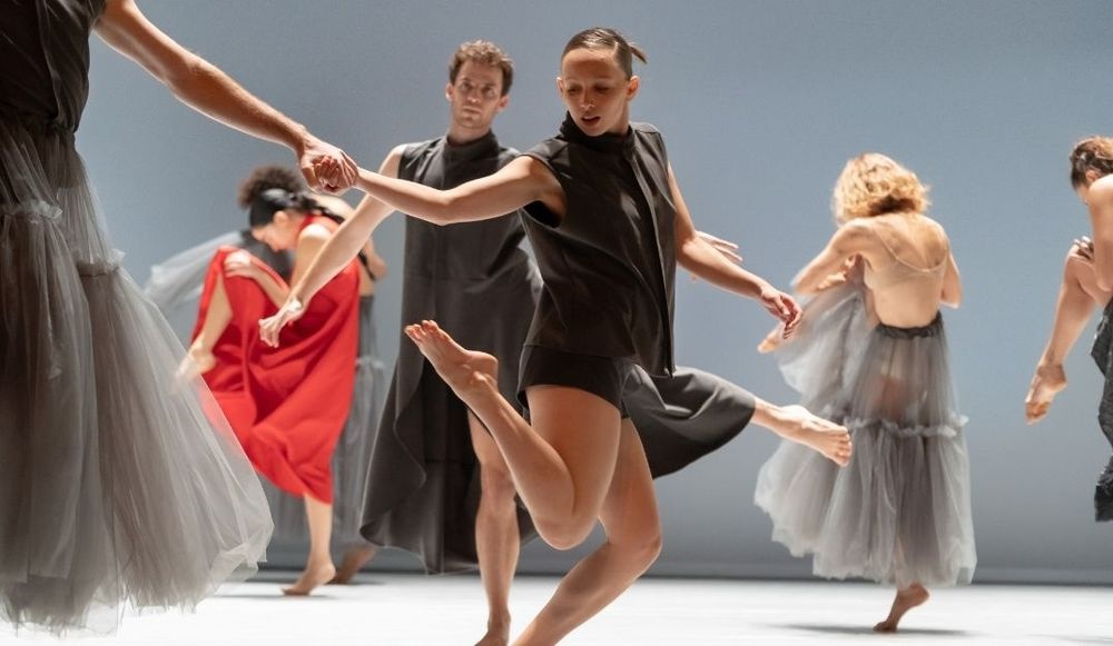 צילום של נונה | להקת המחול ורטיגו בתיאטרון ירושלים