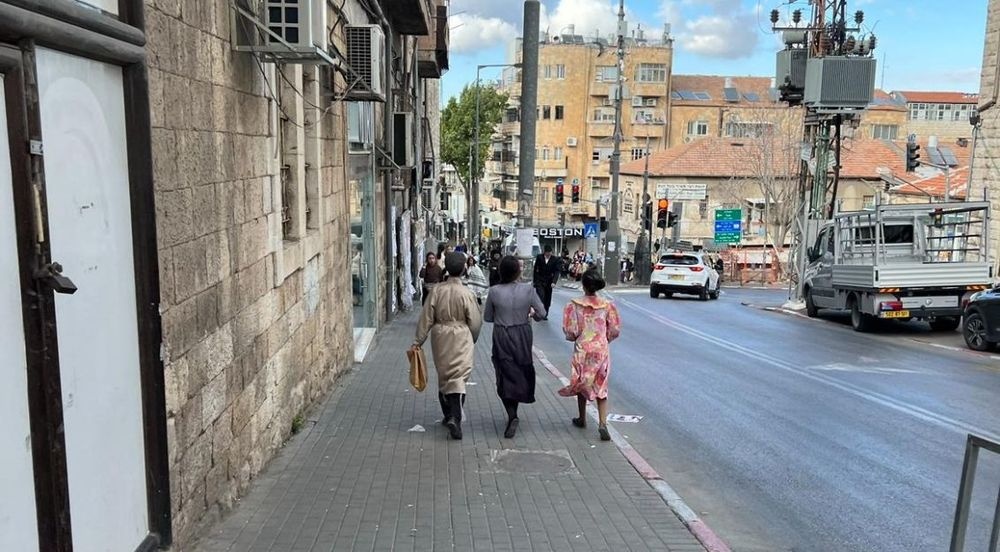 צילום של עד דלא ידע: סיור פורים חגיגי בשכונות החרדיות עם ״ירושלים מחוץ לקופסה״