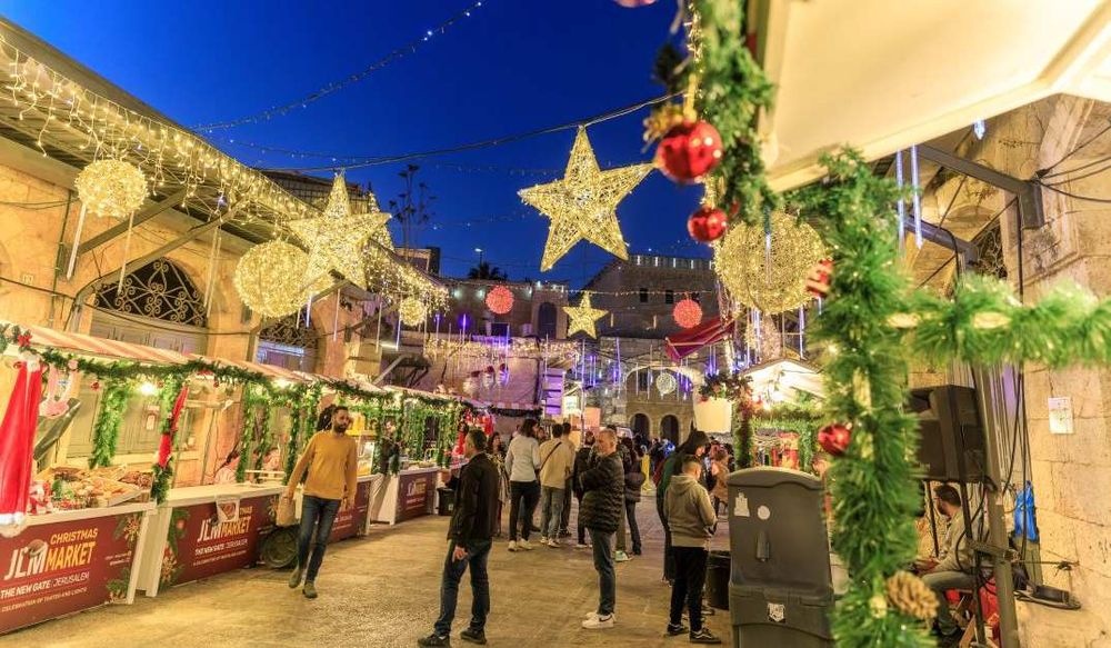 צילום של סיור חג המולד עם מגדל דוד