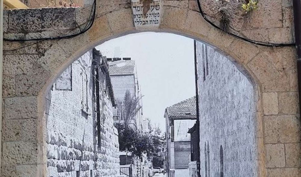 צילום של סיור בשערי חסד ונחלת אחים