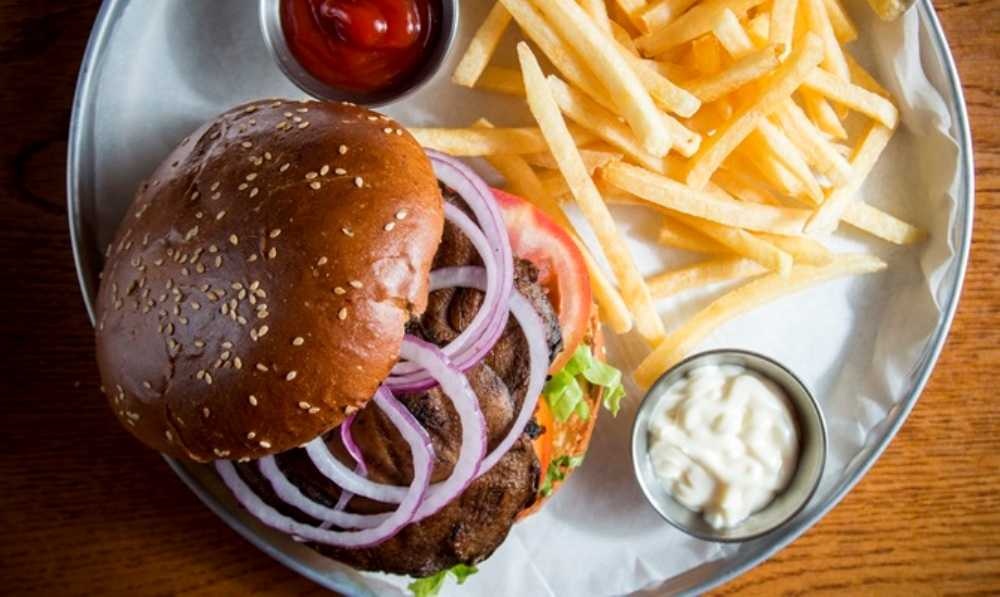 photo of Josef Burger Bar