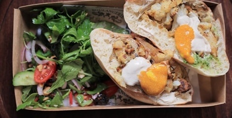 צילום של מימוניס - שף בפיתה