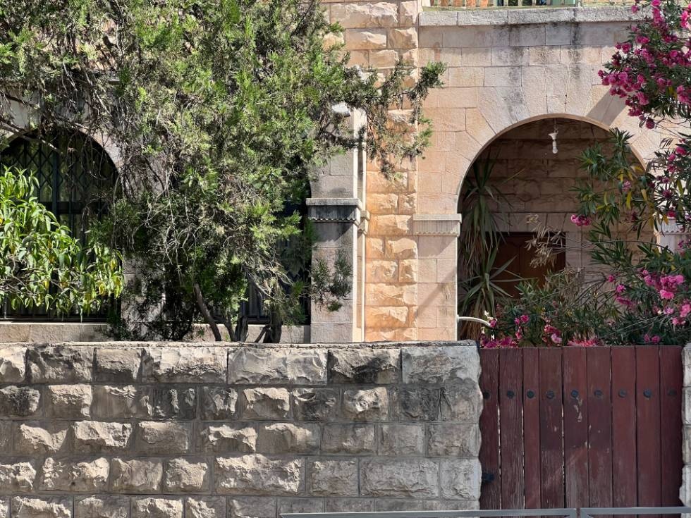 צילום של סיור חווייתי בשכונת רחביה עם ירושלים מחוץ לקופסה