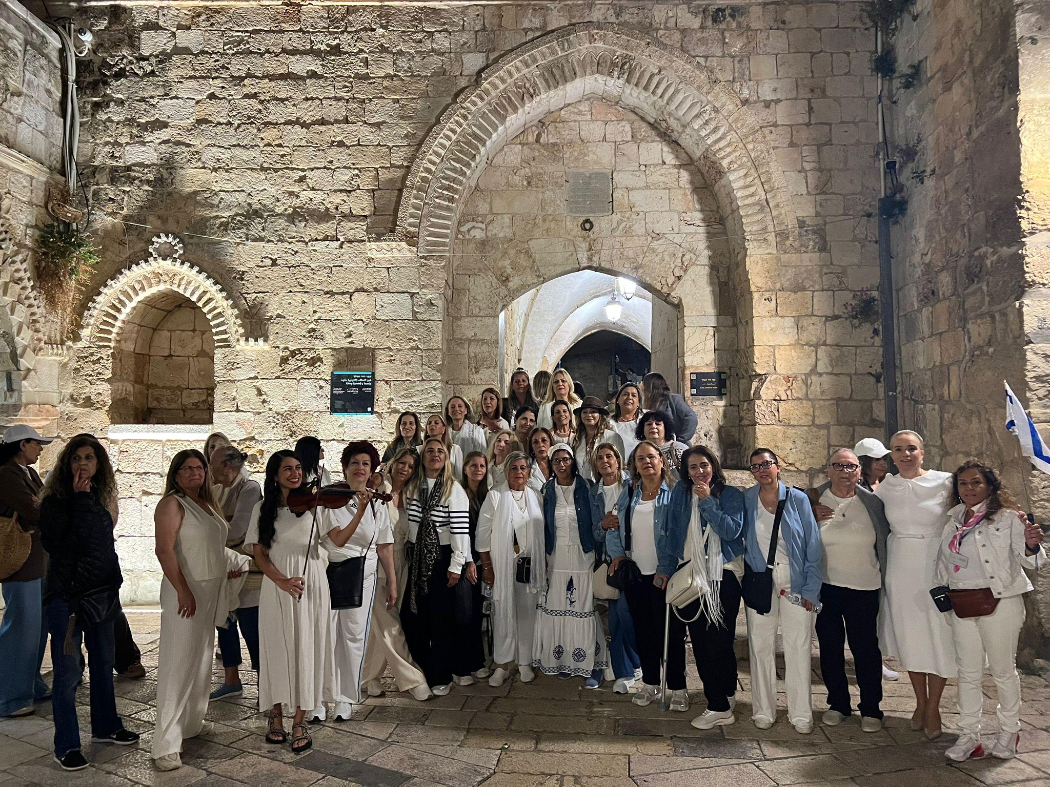 סיור באתרים היהודיים בעיר העתיקה של ירושלים עם טלי יהושע