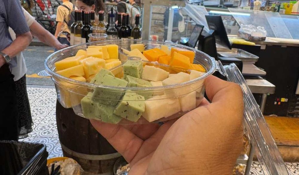 צילום של שוק ללא גלוטן: סיור ללא גלוטן בשוק מחנה יהודה עם ירושלים מחוץ לקופסה