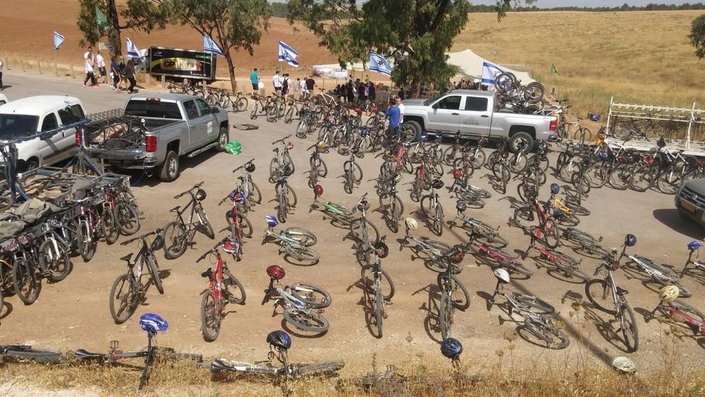 Matzok large scale cycling event with bikes parked at outdoor venue