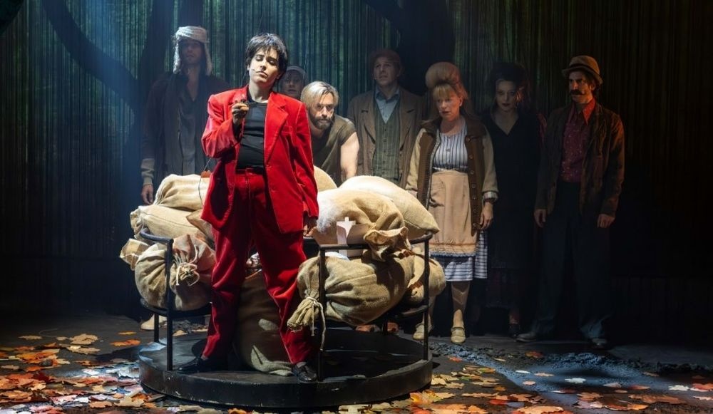 צילום של הנפש הטובה מסצ'ואן | בביצוע התיאטרון הקאמרי