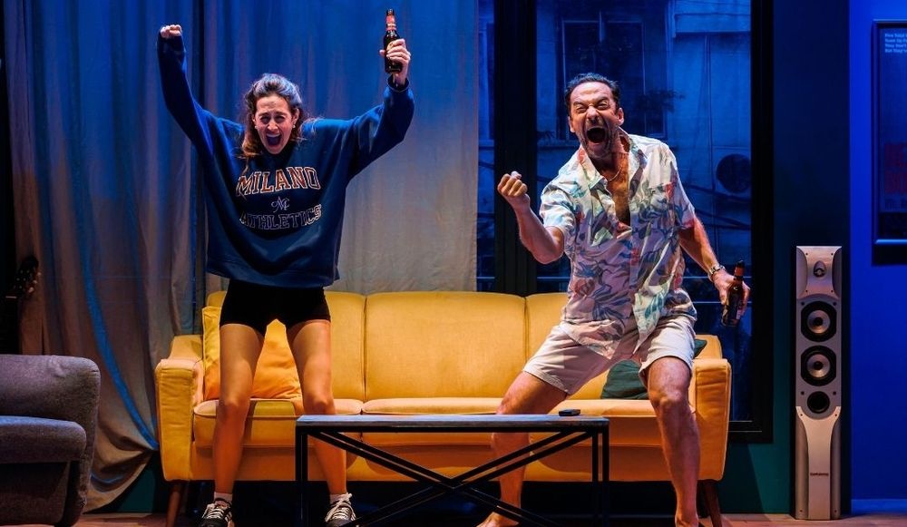 צילום של משכנתא | בביצוע תיאטרון הבימה