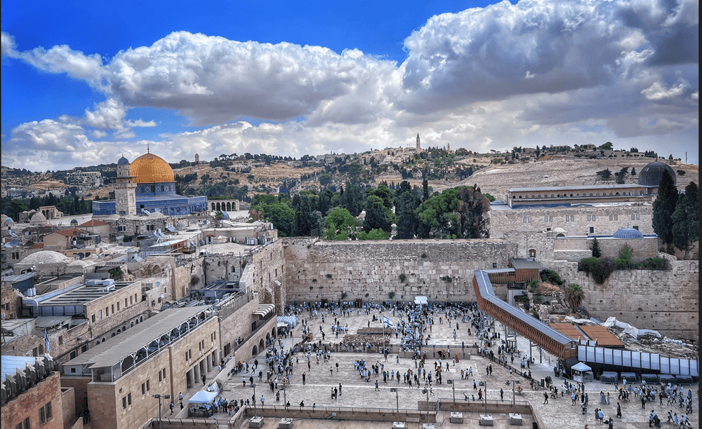 Passover in Jerusalem 2026: The Ultimate Guide to Events, Dining & Tradition