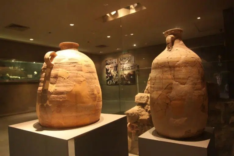 foto di La casa bruciata (la casa di Katros)