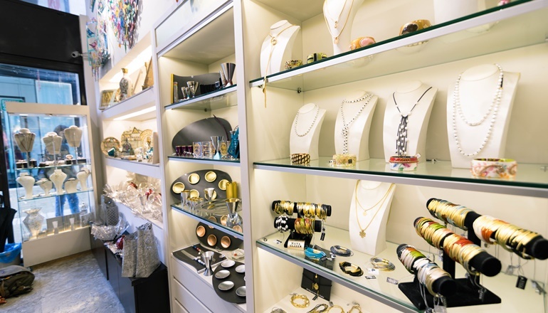 foto di Set Gifts – Cento Commerciale Mamilla