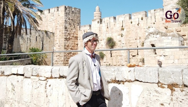צילום של מוטל והכותל: סיור עצמאי עם שחקן בסמטאות העיר העתיקה