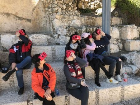 צילום של מעירים את העבר: סיור מציאות מדומה VR ייחודי במרכז דוידסון