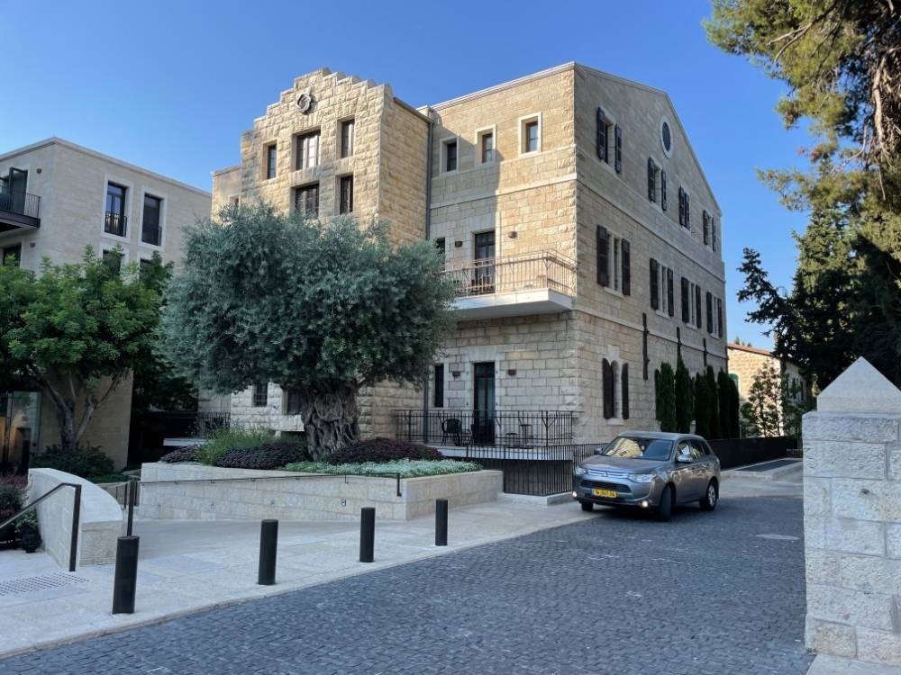 צילום של בין היכל לרייך: סיור היסטורי חווייתי במושבה הגרמנית