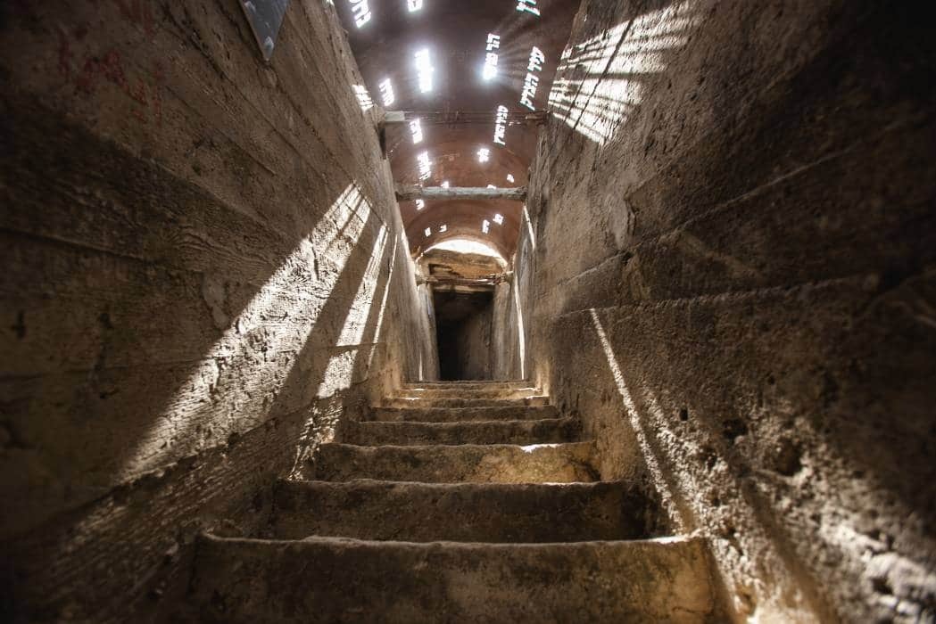 צילום של תעלת הקשר ההיסטורית של הר ציון