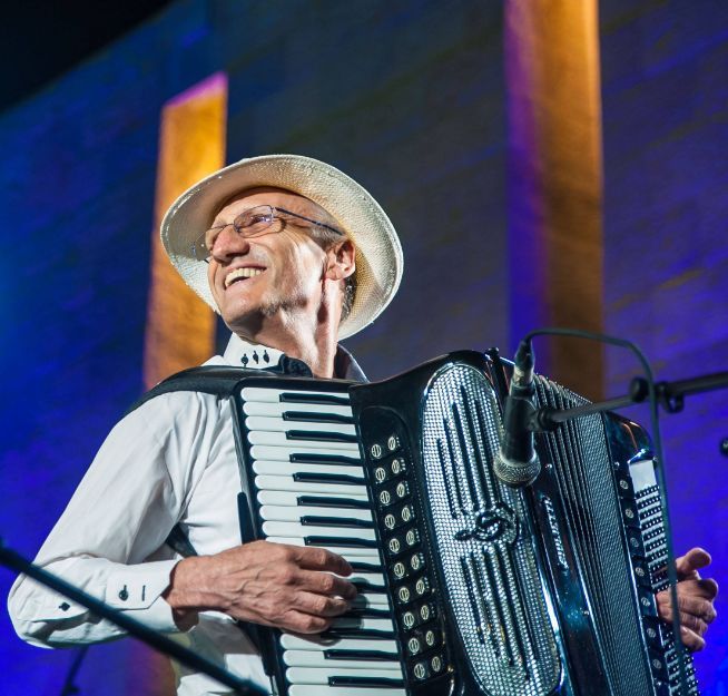 photo of Emil Aybinder and his Group – “Klezmer from around the World
