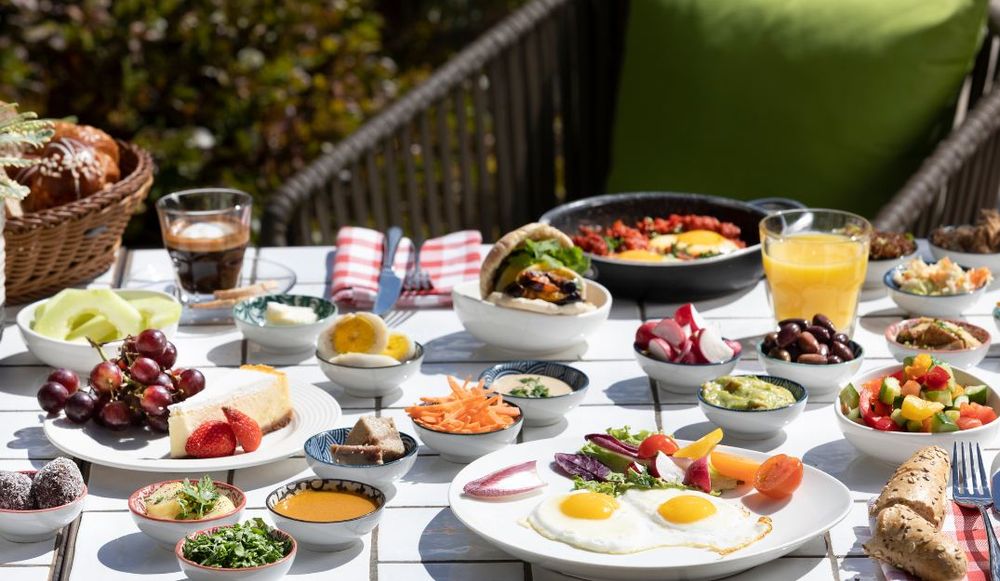 צילום של ארוחת הבוקר של מלון ממילא פתוחה לקהל הרחב!