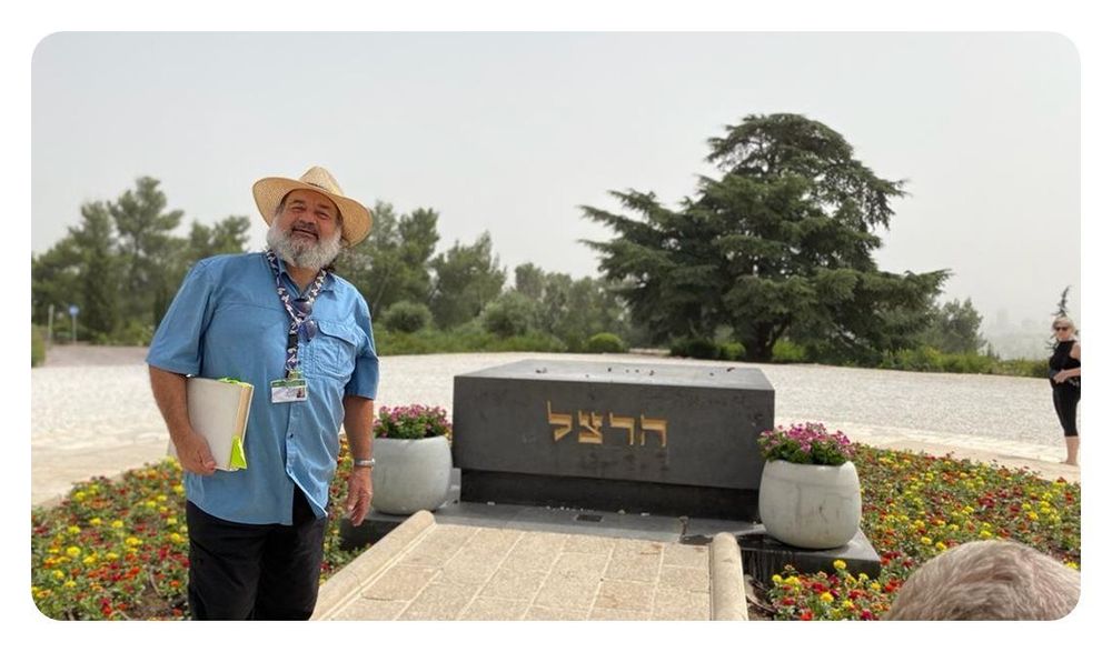 photo of Ed Snitkoff