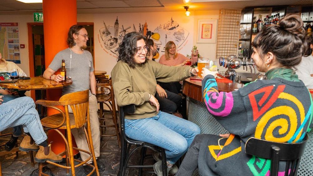 צילום של בר אברהם ירושלים - סגור זמנית