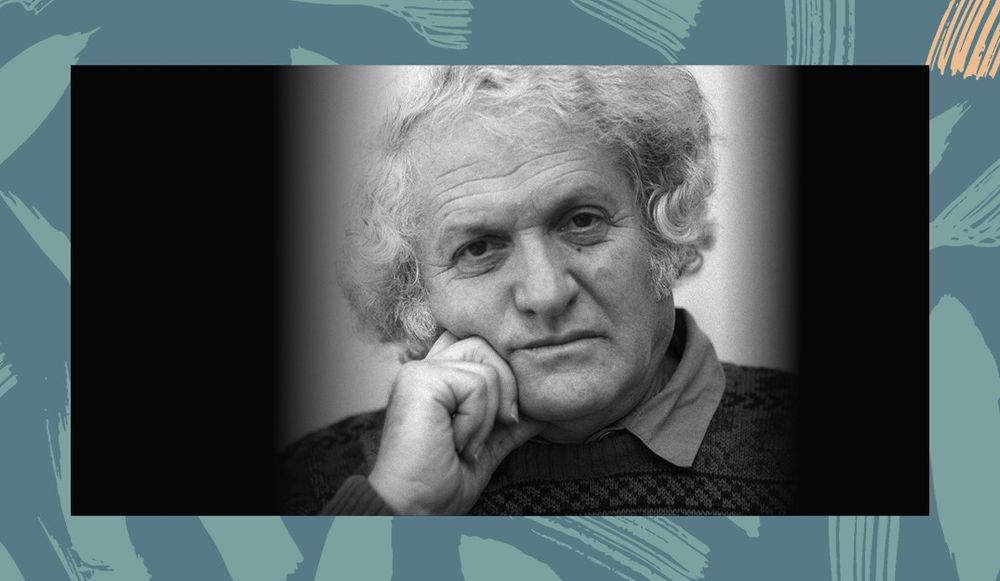 צילום של זמר נוגה: ערב משירי נתן יונתן -ערב בסדרת 'שרים עם התזמורת'