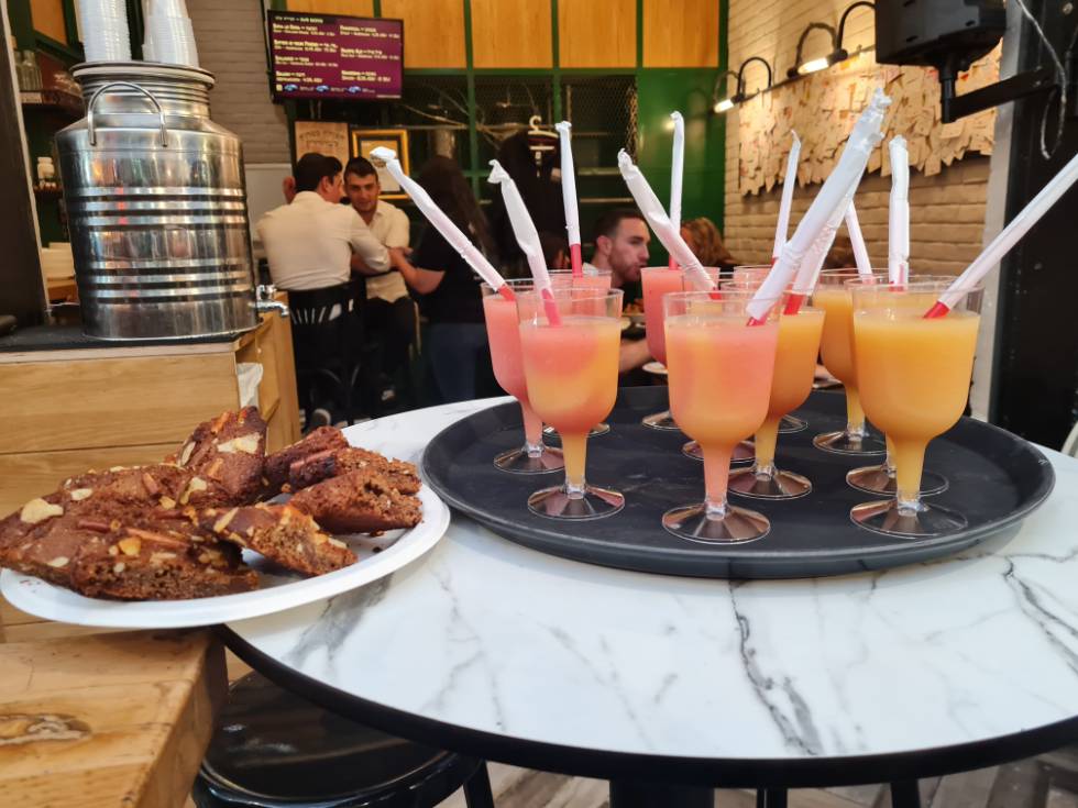 צילום של סיור ברים וחיי לילה בשוק מחנה יהודה עם "יאללה באסטה"