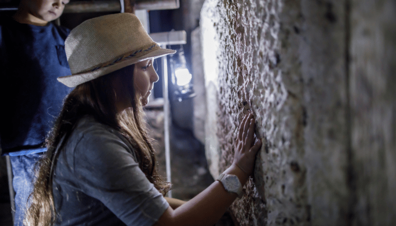 צילום של עיר דוד פינת הכותל - סיור במנהרת הזמן של ירושלים