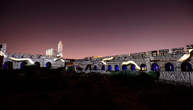 צילום של החיזיון הלילי במוזיאון מגדל דוד