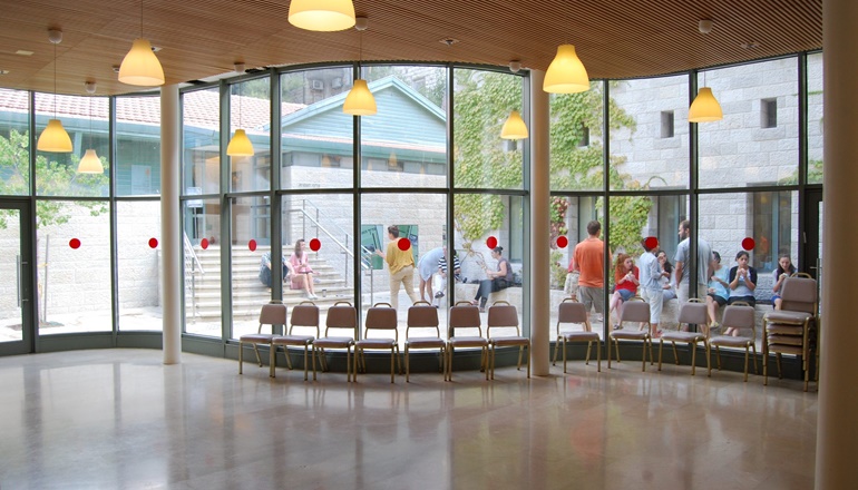 צילום של יד בן־צבי: סיורים ופעילויות