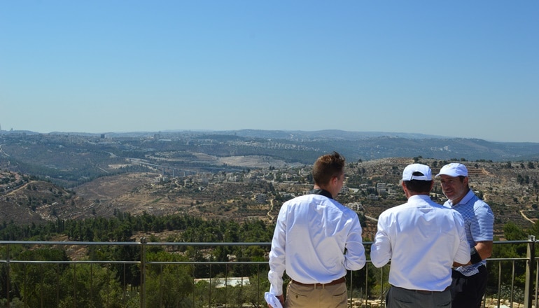 צילום של סיור גיאופוליטי בירושלים: מגבעת התחמושת ועד הר הזיתים