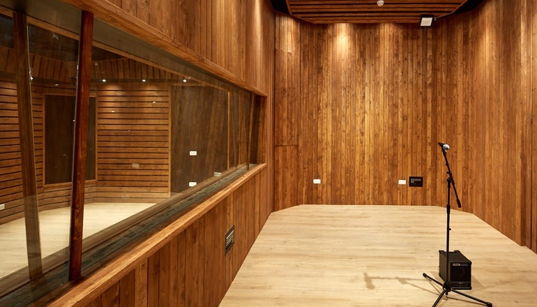 צילום של היכל פיס לתרבות ולאמנויות ירושלים