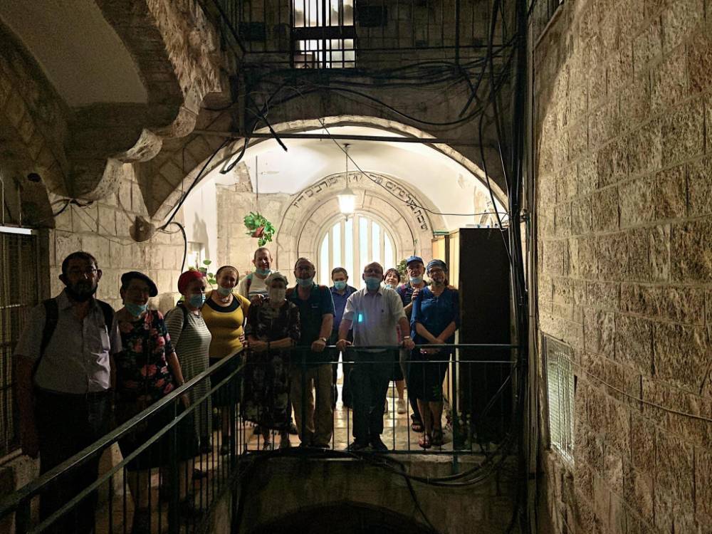 צילום של סליחות וחצרות: סיור סליחות ייחודי בעיר העתיקה עם "ירושלים מחוץ לקופסה"