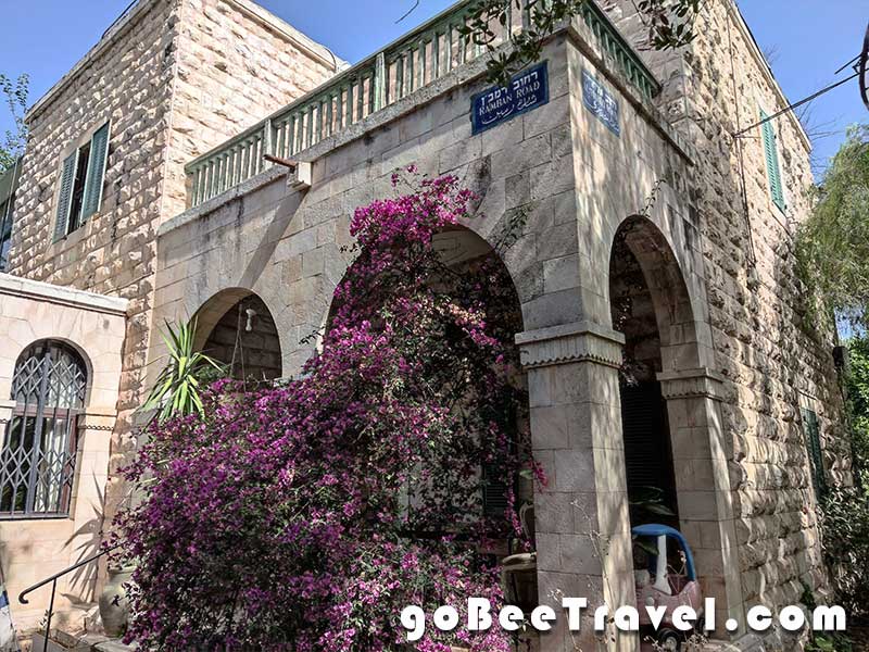 צילום של סיור עצמאי עם Bee Travel בשכונת רחביה בירושלים