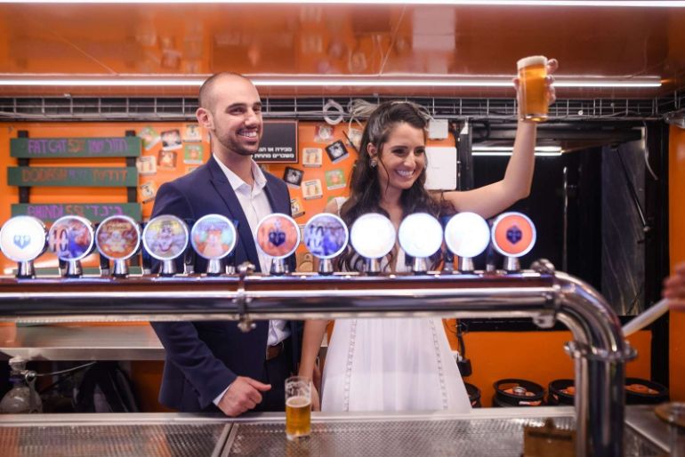 צילום של ביר בזאר ג'יפסי - אוטו בירה וקייטרינג לאירועים פרטיים