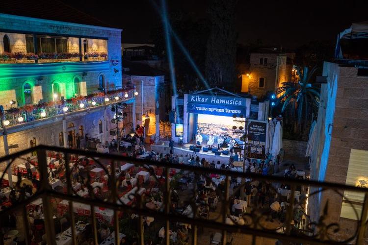 כיכר המוזיקה, לוח הופעות ומסעדות מומלצות - iTravelJerusalem